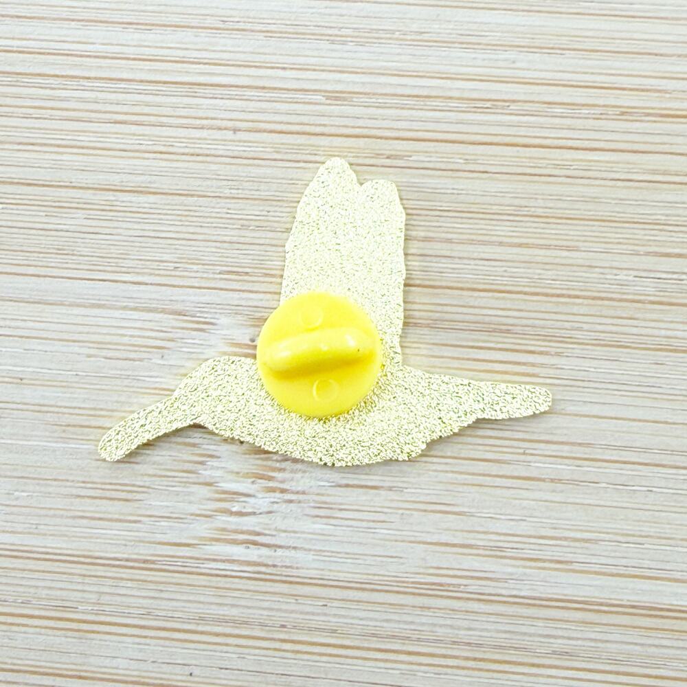 Hummingbird Enamel Pin - Picture 3 of 4